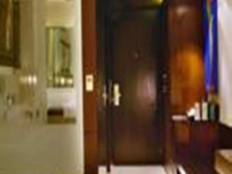 Monotel Calcutta Extérieur photo
